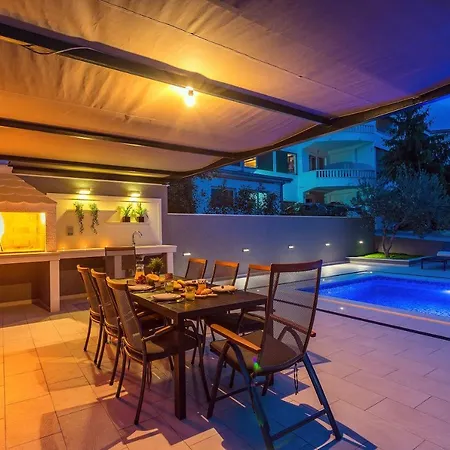 Topaz Villa *